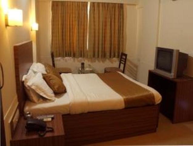 ホテル エース レジデンシー ムンバイ 部屋 写真